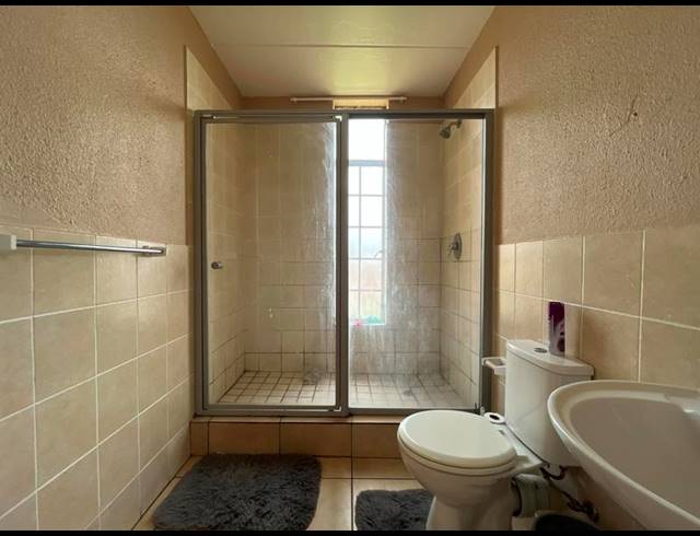 2 BEDROOM APARTMENT FOR SALE IN HONEYDEW